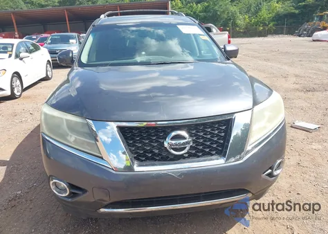 2013 Nissan Pathfinder Platinum z USA, uszkodzony, nr VIN 5N1AR2MM1DC641502
